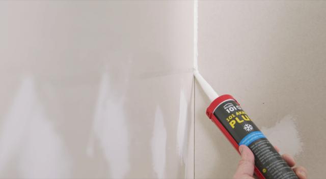 101041_Akryl_plus_bruk.png 101 Akryl Plus hvit 310 ml